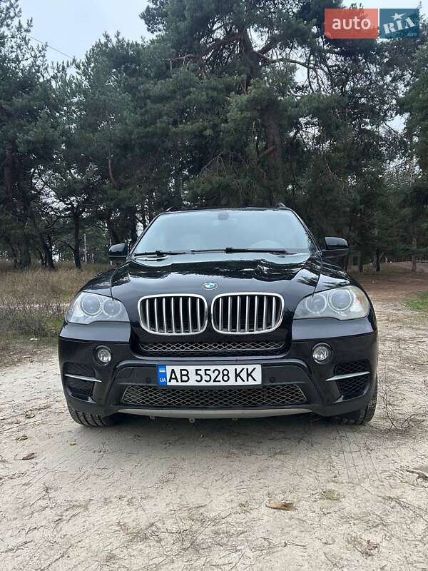 Внедорожник / Кроссовер BMW X5 2013 в Ахтырке