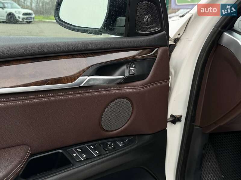Внедорожник / Кроссовер BMW X5 2014 в Одессе