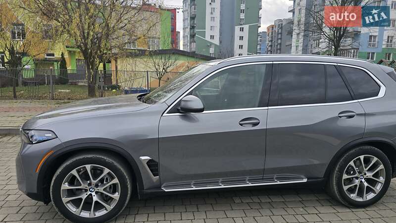 Позашляховик / Кросовер BMW X5 2023 в Івано-Франківську