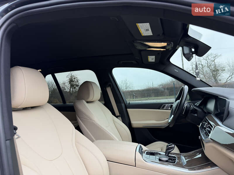 Внедорожник / Кроссовер BMW X5 2019 в Луцке