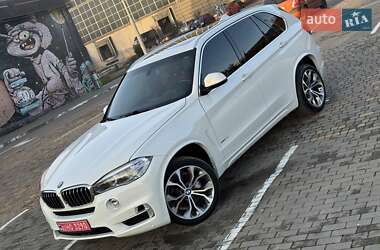 Позашляховик / Кросовер BMW X5 2017 в Луцьку