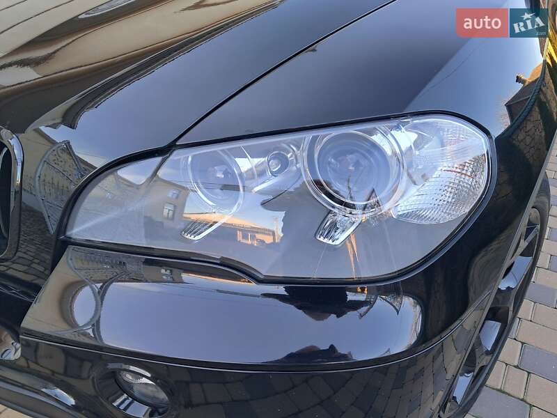 Внедорожник / Кроссовер BMW X5 2012 в Могилев-Подольске