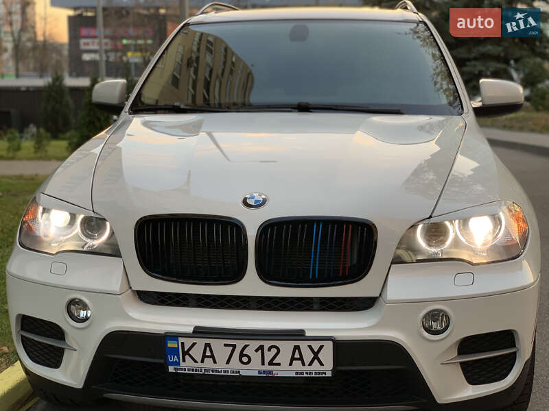 Внедорожник / Кроссовер BMW X5 2013 в Киеве