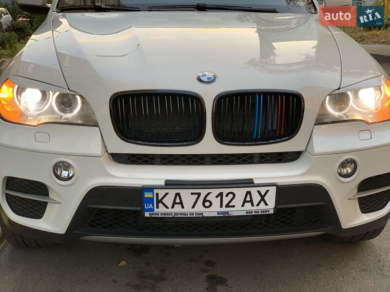 Внедорожник / Кроссовер BMW X5 2013 в Киеве