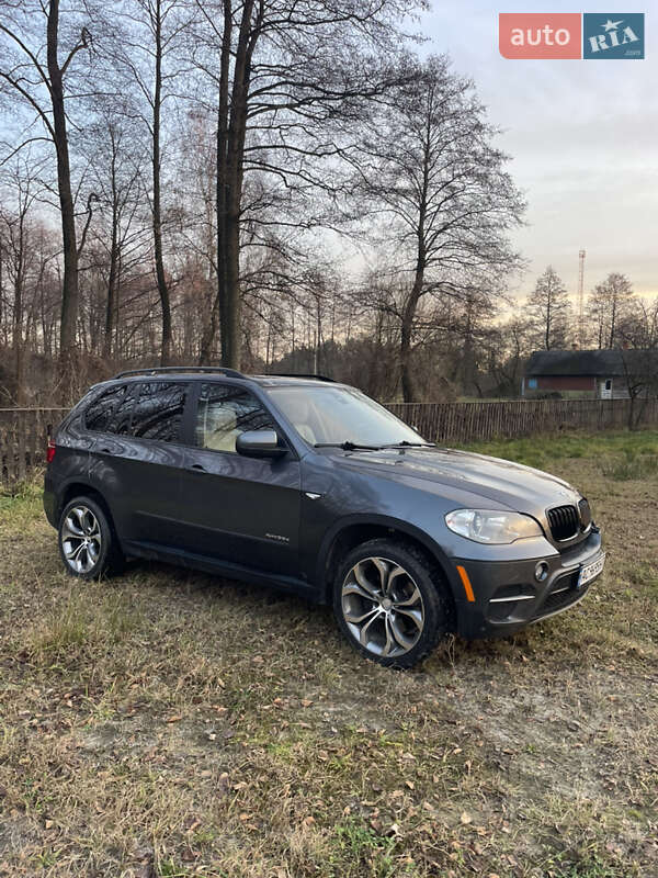BMW X5 2011
