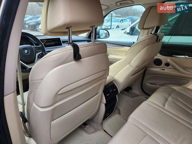 Внедорожник / Кроссовер BMW X5 2013 в Киеве