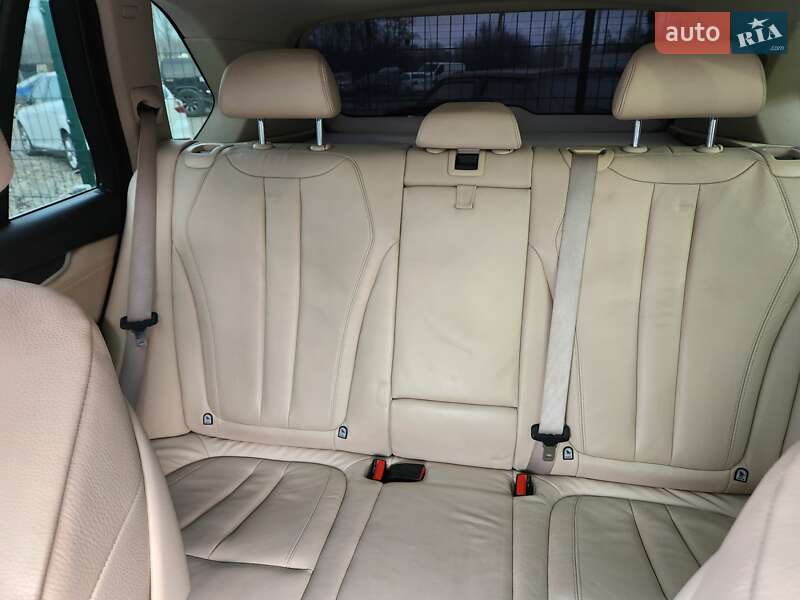 Внедорожник / Кроссовер BMW X5 2013 в Киеве