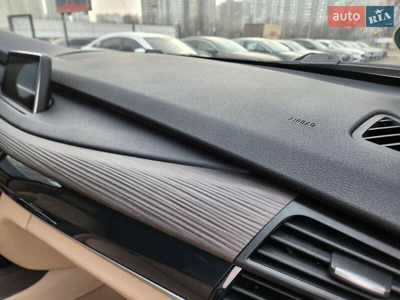 Внедорожник / Кроссовер BMW X5 2013 в Киеве