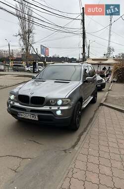 Внедорожник / Кроссовер BMW X5 2004 в Одессе