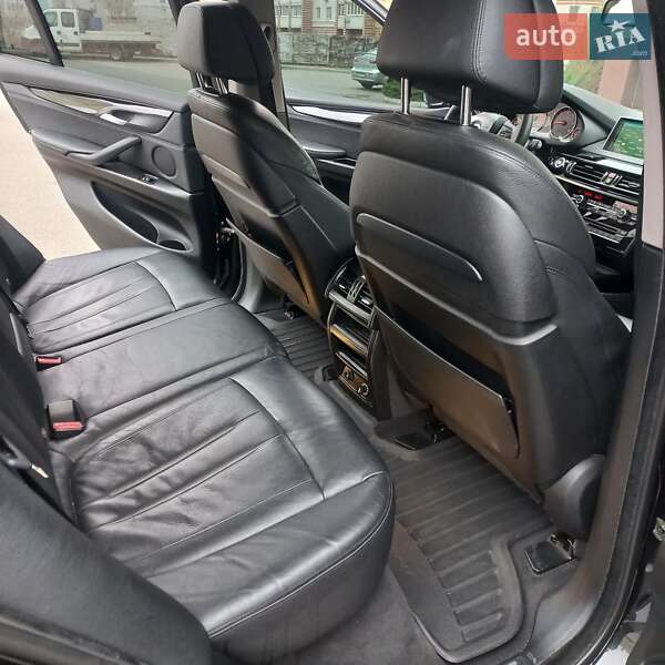 Внедорожник / Кроссовер BMW X5 2016 в Староконстантинове