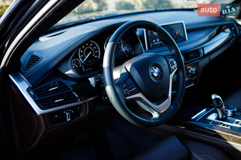 Позашляховик / Кросовер BMW X5 2016 в Вінниці