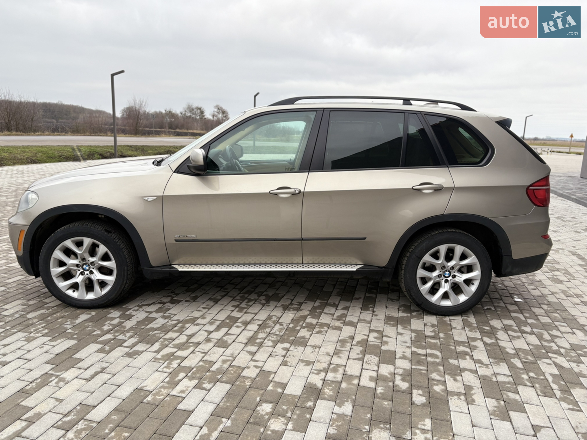 2010 BMW X5 - мініатюра 3