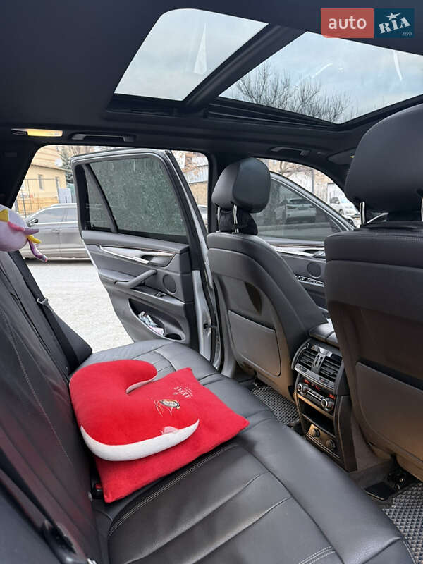 Внедорожник / Кроссовер BMW X5 2017 в Днепре