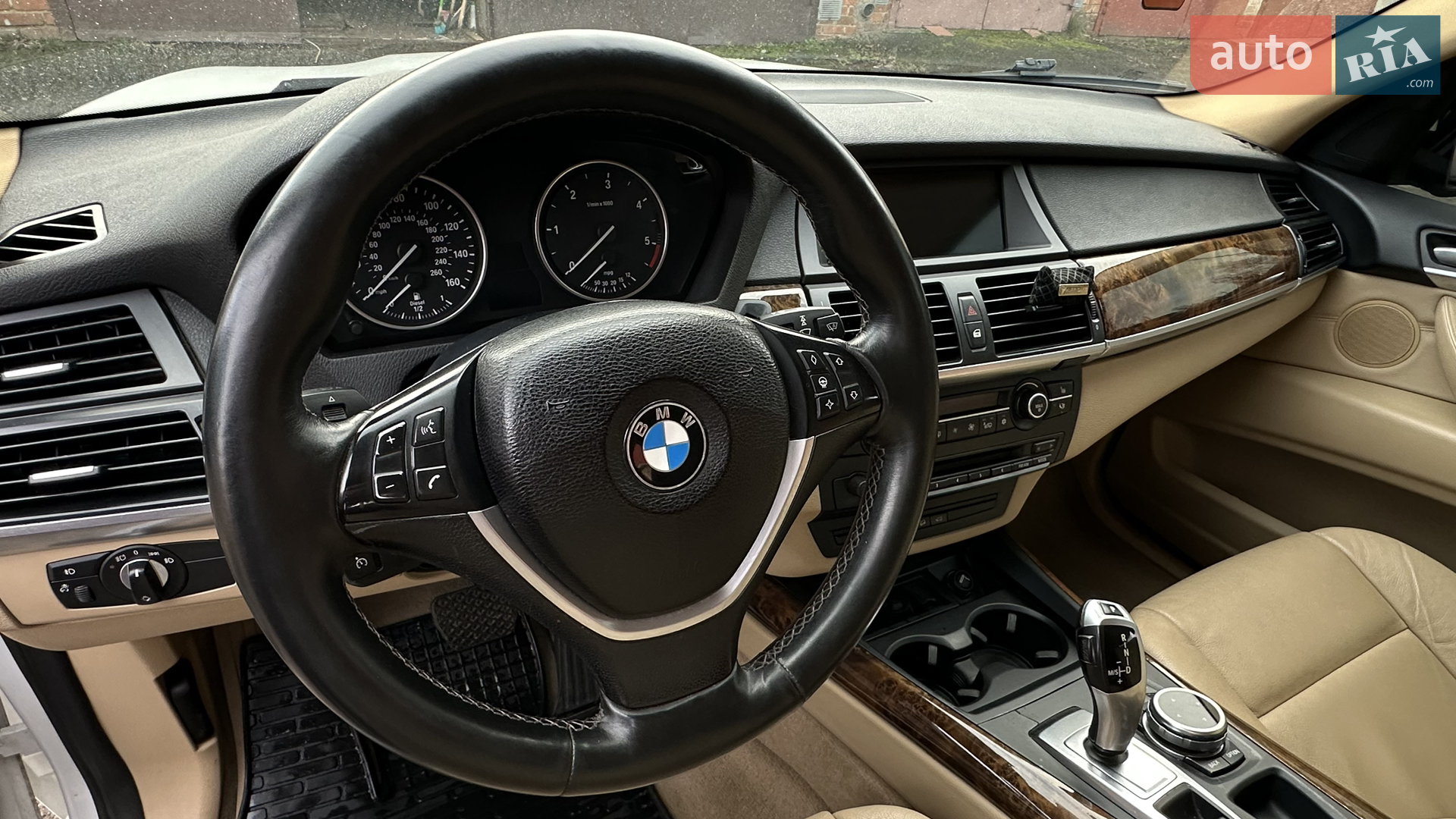 2010 BMW X5 - мініатюра 21