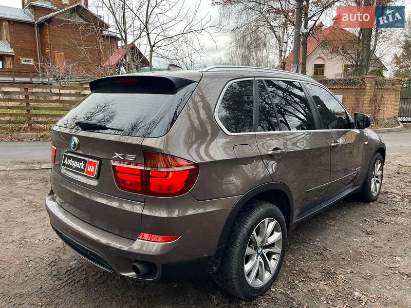 Позашляховик / Кросовер BMW X5 2010 в Києві фото 5 Позашляховик / Кросовер BMW X5 2010 в Києві