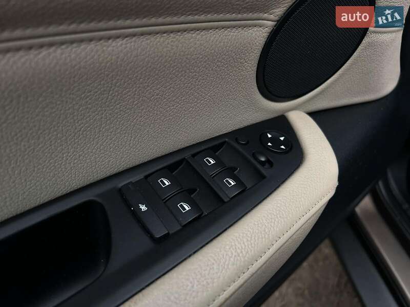 Позашляховик / Кросовер BMW X5 2010 в Києві фото 10 Позашляховик / Кросовер BMW X5 2010 в Києві