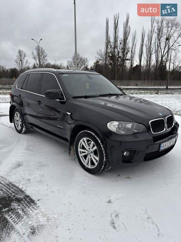 Внедорожник / Кроссовер BMW X5 2011 в Киеве