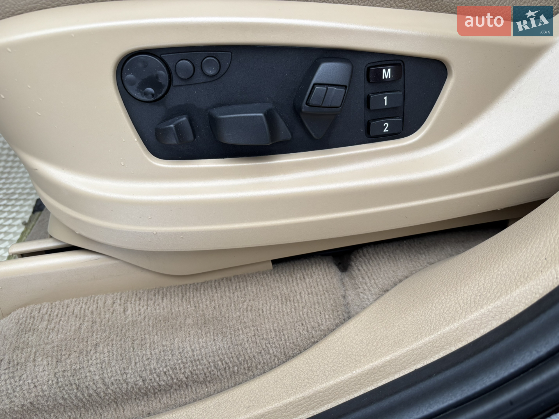 2011 BMW X5 - мініатюра 21