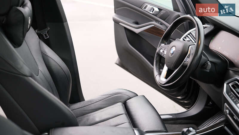 Внедорожник / Кроссовер BMW X5 2019 в Киеве