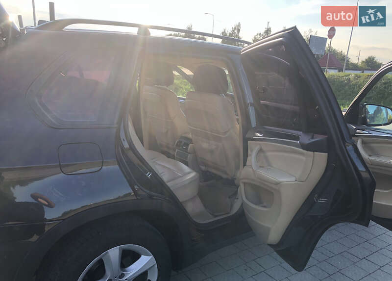 Внедорожник / Кроссовер BMW X5 2013 в Львове