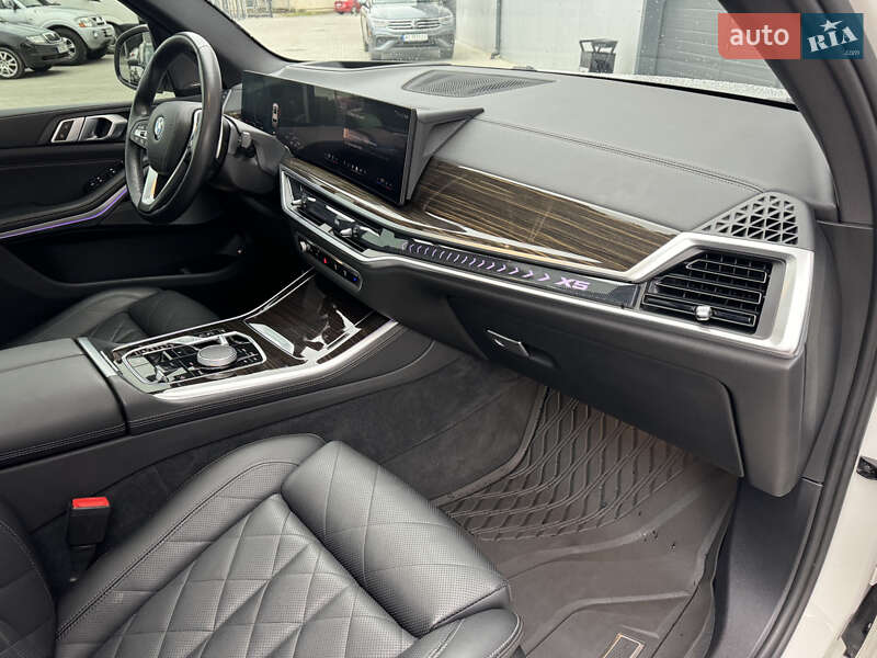 Внедорожник / Кроссовер BMW X5 2023 в Мукачево