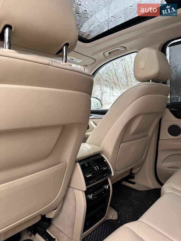 Внедорожник / Кроссовер BMW X5 2014 в Львове