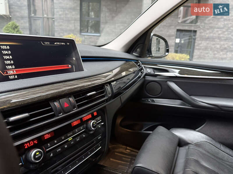 Внедорожник / Кроссовер BMW X5 2015 в Киеве