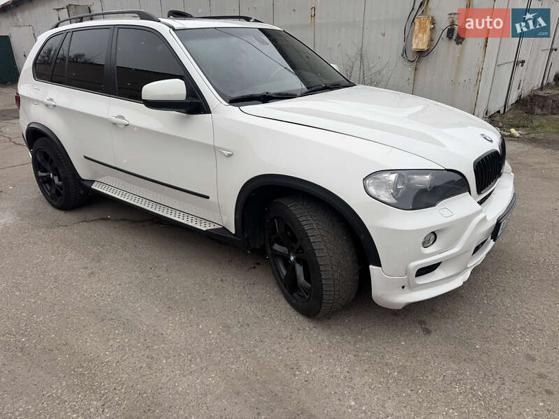 Внедорожник / Кроссовер BMW X5 2010 в Запорожье