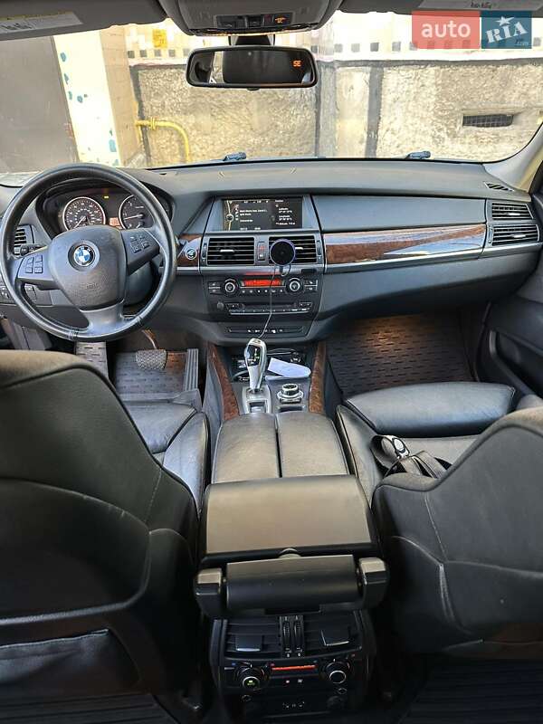 Внедорожник / Кроссовер BMW X5 2012 в Кривом Роге