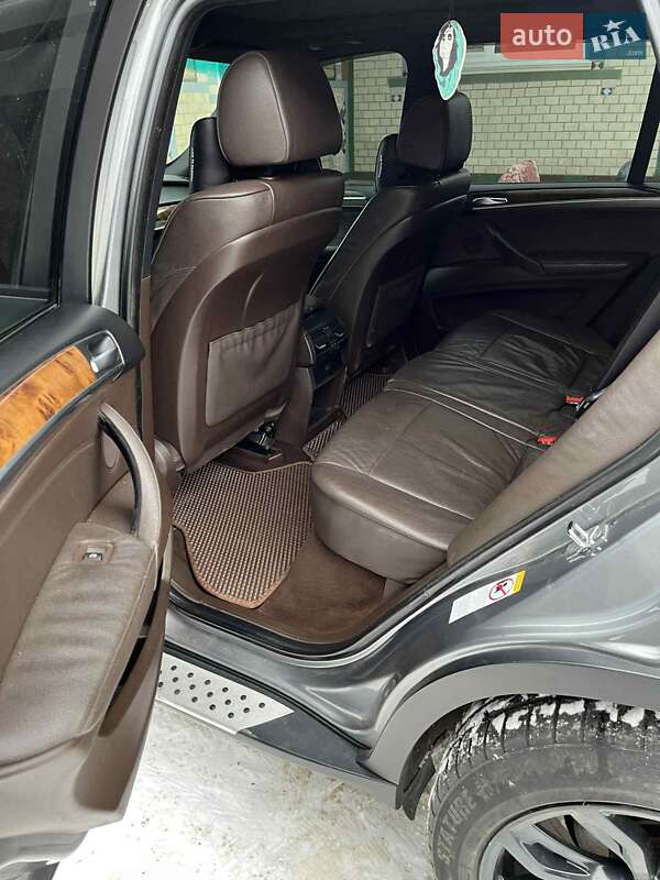 Внедорожник / Кроссовер BMW X5 2007 в Оратове