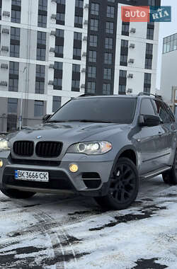 Позашляховик / Кросовер BMW X5 2013 в Рівному