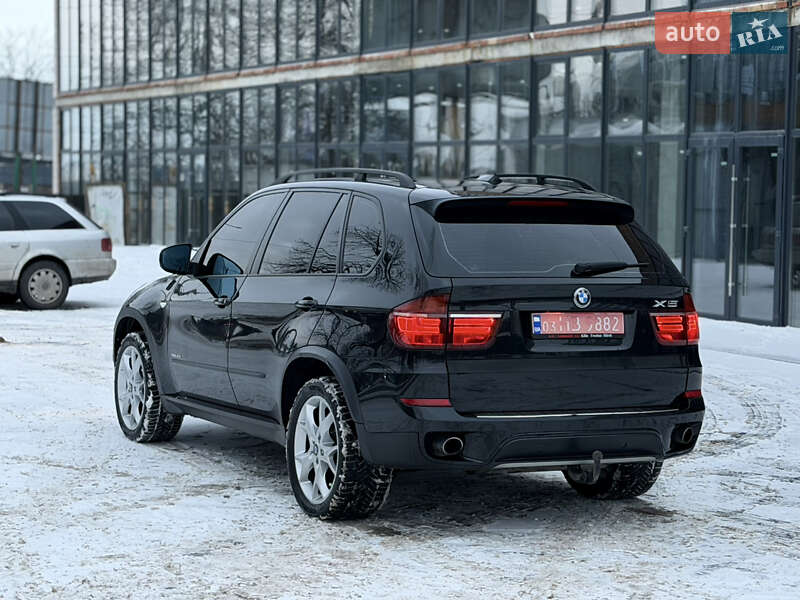 Внедорожник / Кроссовер BMW X5 2011 в Ровно