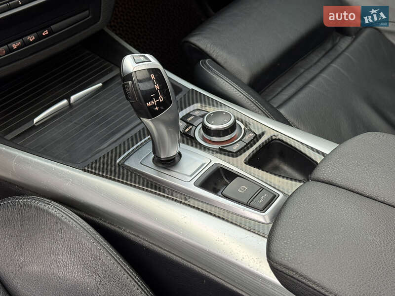 Внедорожник / Кроссовер BMW X5 2011 в Ровно