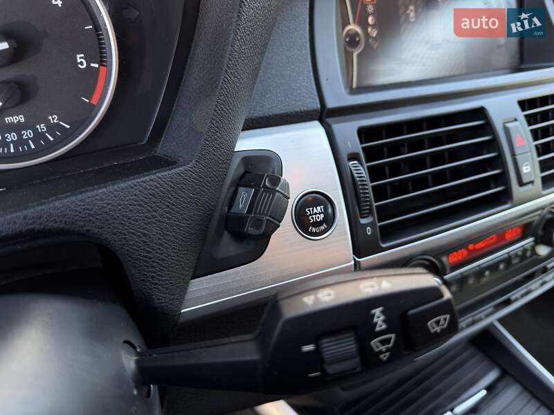 Внедорожник / Кроссовер BMW X5 2012 в Львове