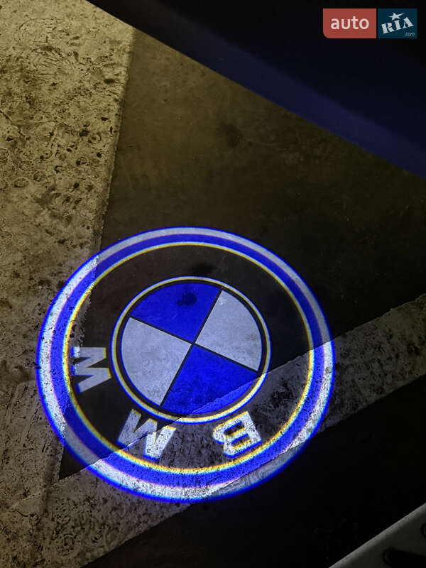 Внедорожник / Кроссовер BMW X5 2014 в Киеве