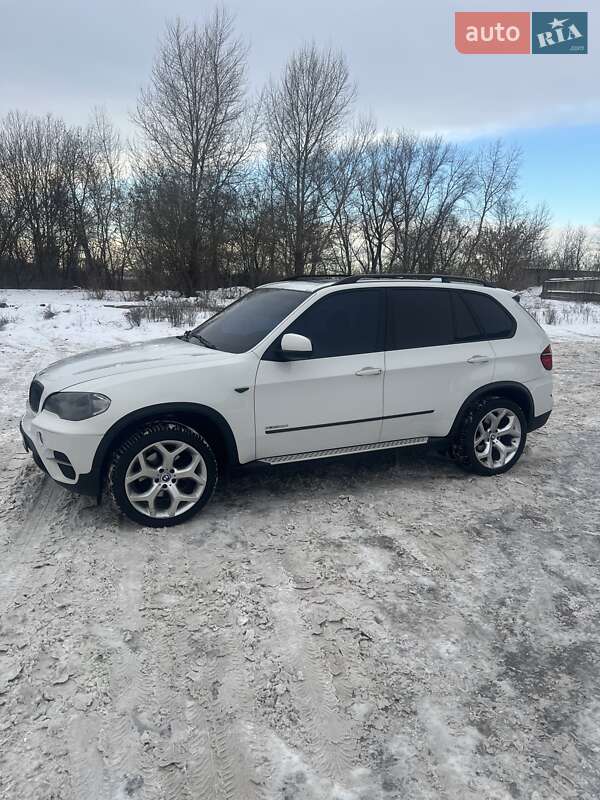 Внедорожник / Кроссовер BMW X5 2012 в Киеве