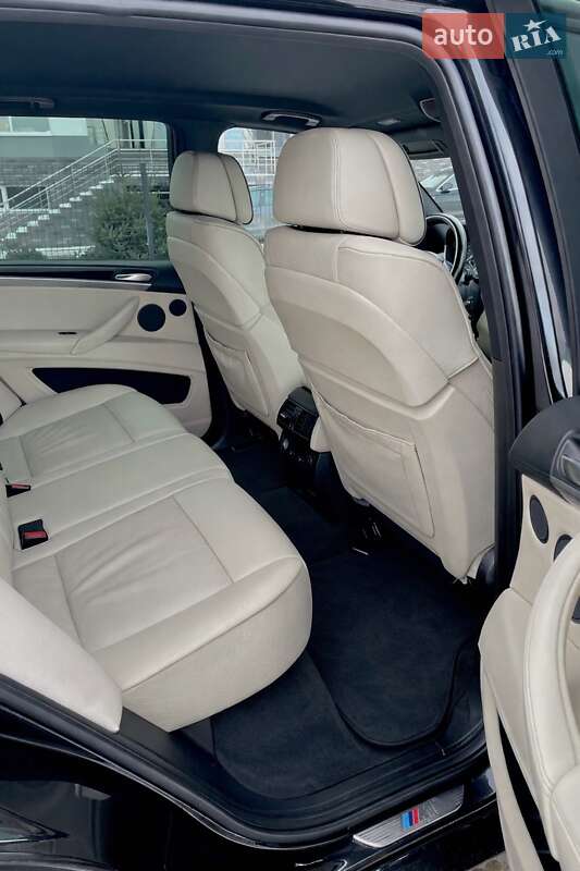 Внедорожник / Кроссовер BMW X5 2011 в Виннице
