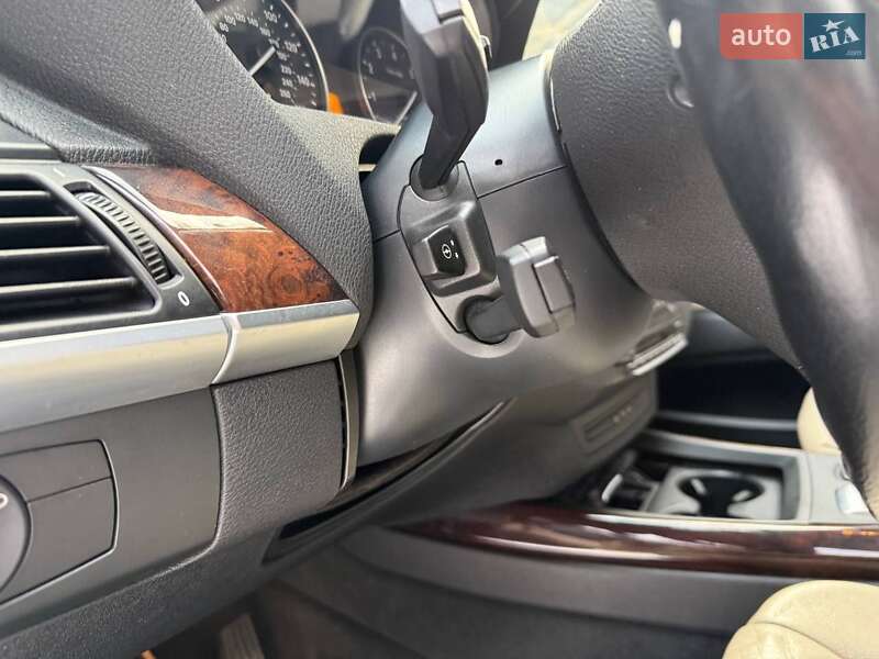 Внедорожник / Кроссовер BMW X5 2010 в Чернигове