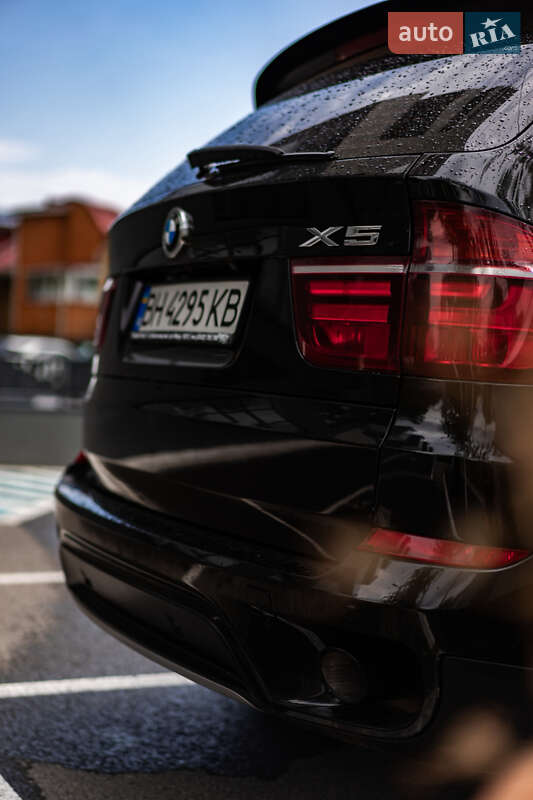 Внедорожник / Кроссовер BMW X5 2012 в Килии