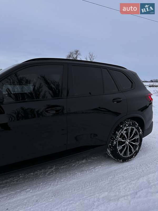 Внедорожник / Кроссовер BMW X5 2021 в Синельниково