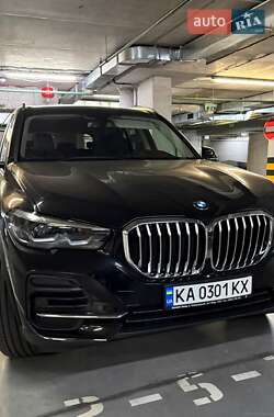 Внедорожник / Кроссовер BMW X5 2022 в Киеве