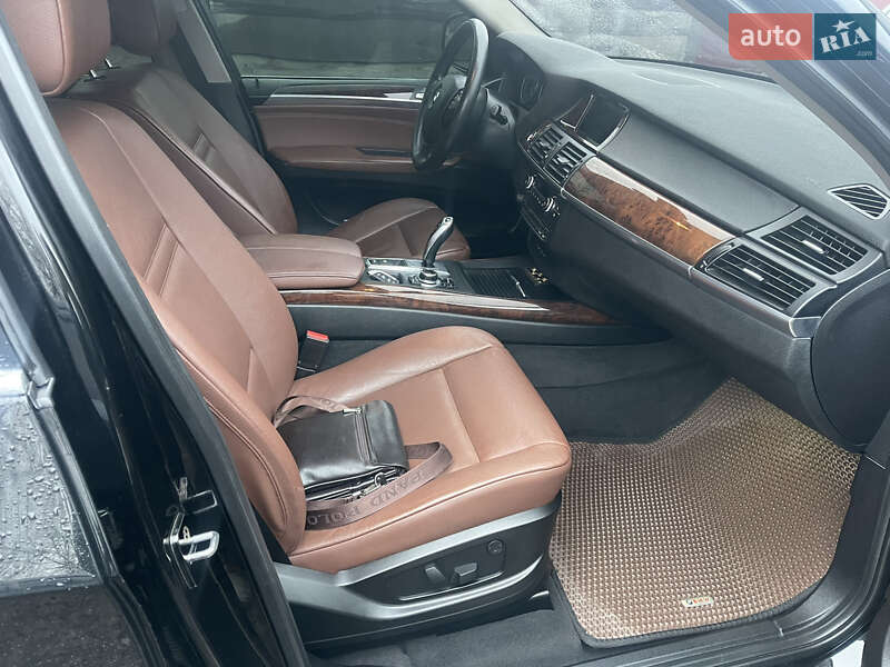 Внедорожник / Кроссовер BMW X5 2013 в Жмеринке