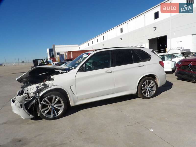 Внедорожник / Кроссовер BMW X5 2017 в Днепре
