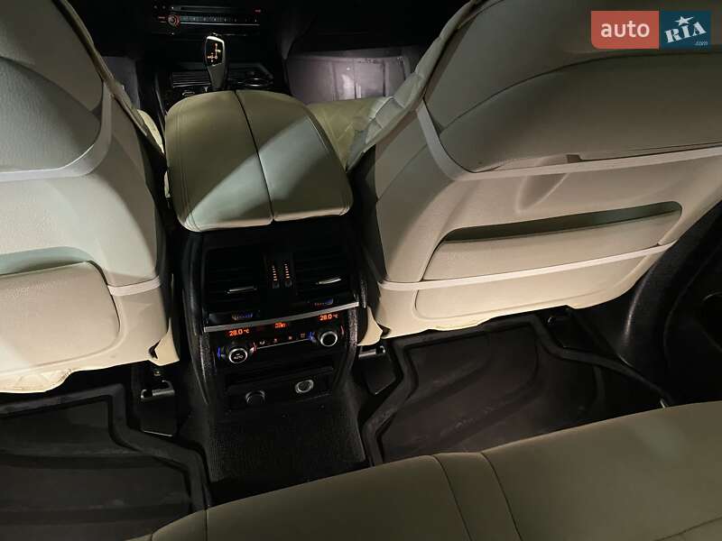 Внедорожник / Кроссовер BMW X5 2014 в Харькове