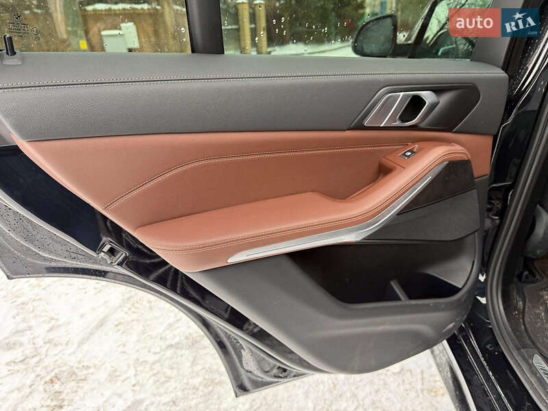 Внедорожник / Кроссовер BMW X5 2023 в Киеве