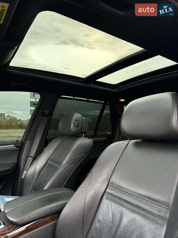 Внедорожник / Кроссовер BMW X5 2008 в Запорожье