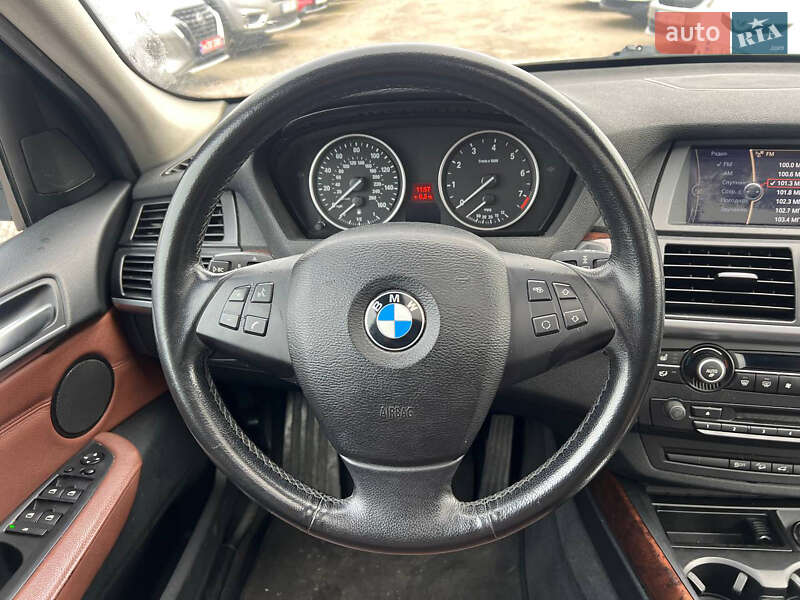 Внедорожник / Кроссовер BMW X5 2010 в Полтаве фото 23 Внедорожник / Кроссовер BMW X5 2010 в Полтаве