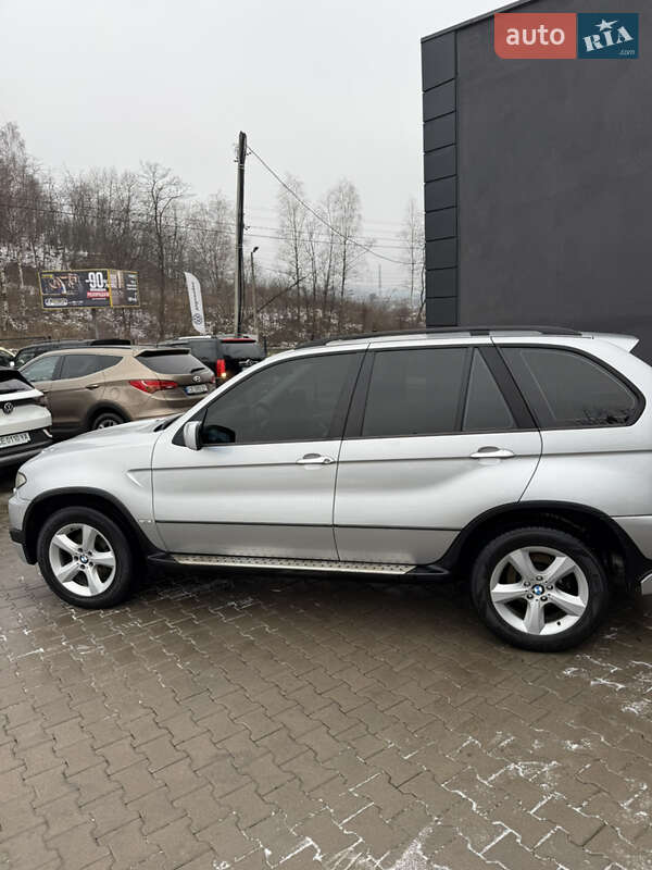 Позашляховик / Кросовер BMW X5 2004 в Чернівцях