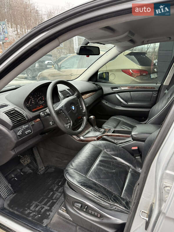 Позашляховик / Кросовер BMW X5 2004 в Чернівцях