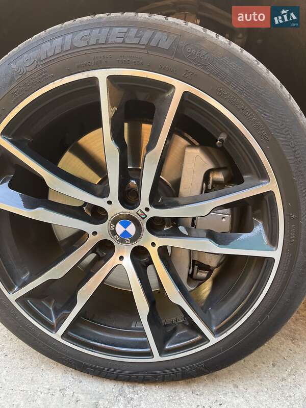 Позашляховик / Кросовер BMW X5 2011 в Кривому Розі